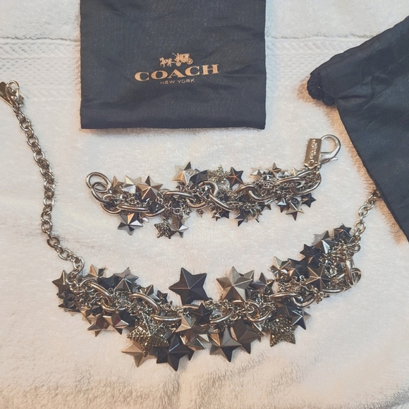 Coach necklace and bracelet - Picture 2 of 6